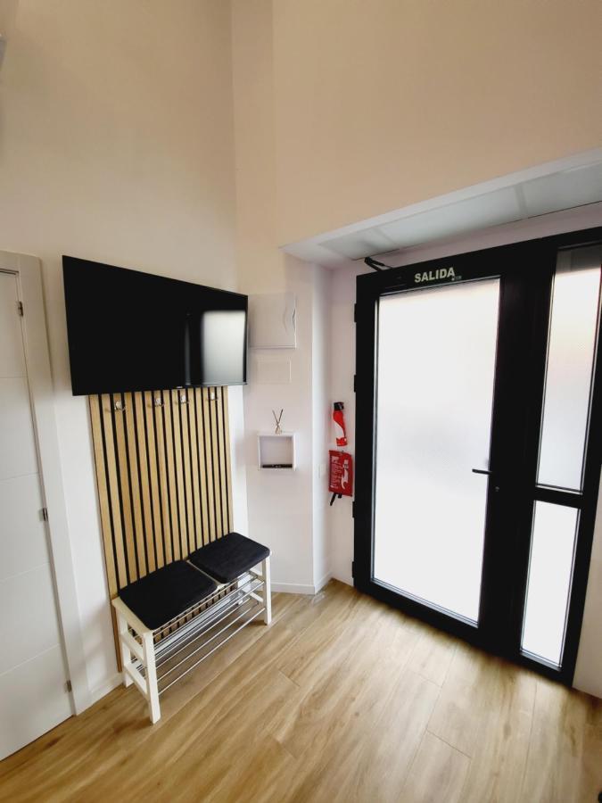 Carbonell 1 Aparthotel Valencia Exterior photo